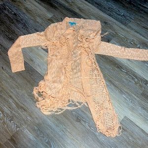 Oh my this color! Beautiful. Great transition to fall.